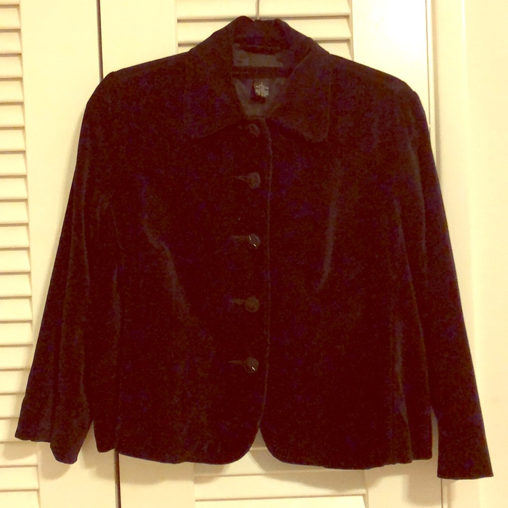Black velvet cropped blazer, size L